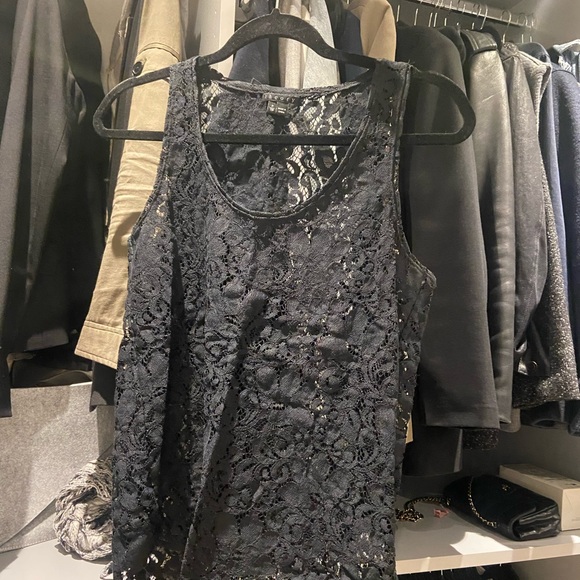 Theory black lace tank top - Picture 1 of 3